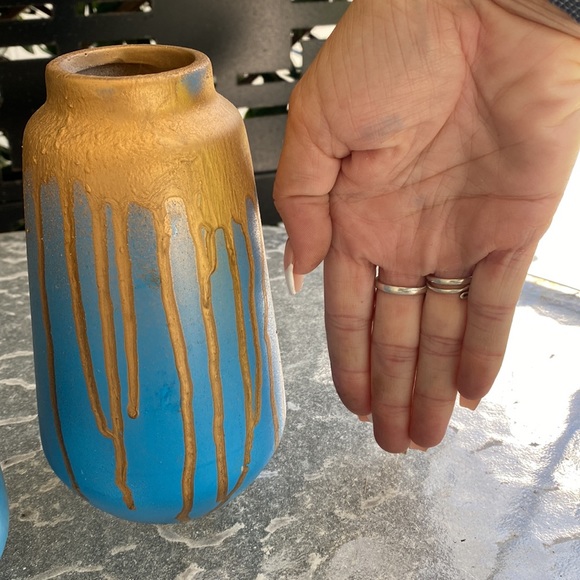 Set of two teal and gold hand painted ceramic vases or pen/pencil holders - Picture 4 of 6